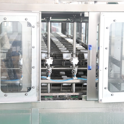 Automatic 150BPH 18.9L Bottling Hot Filling Machine High Precision