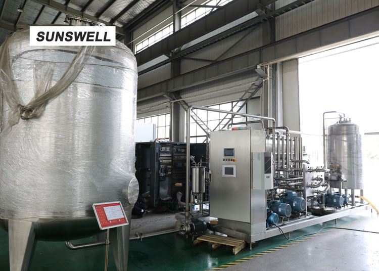 Electricity Saving Carbonated Filling Machine  With YHZ Type Mixer Used In Chiller And Warmer