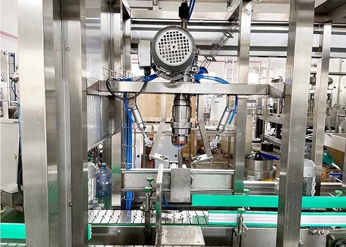 SS316 10L  4 Head Gravity  Liquid Bottling Machine Linear Type