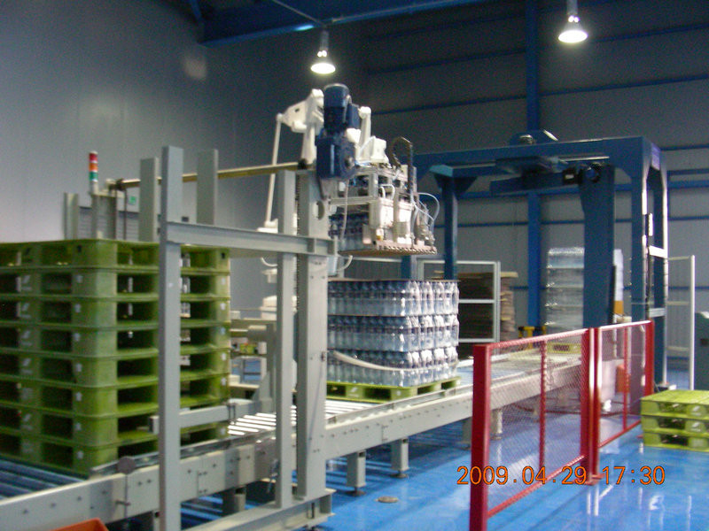 Automatic pallet stretch wrappers shrink packaging equipment for industries Liquid food