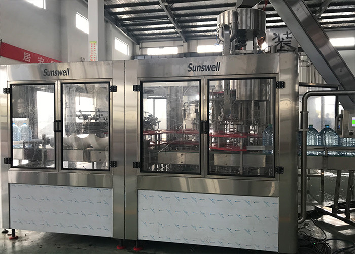 Big Bottled Mineral Water Filling Machines With Automatic Control For Water Factory