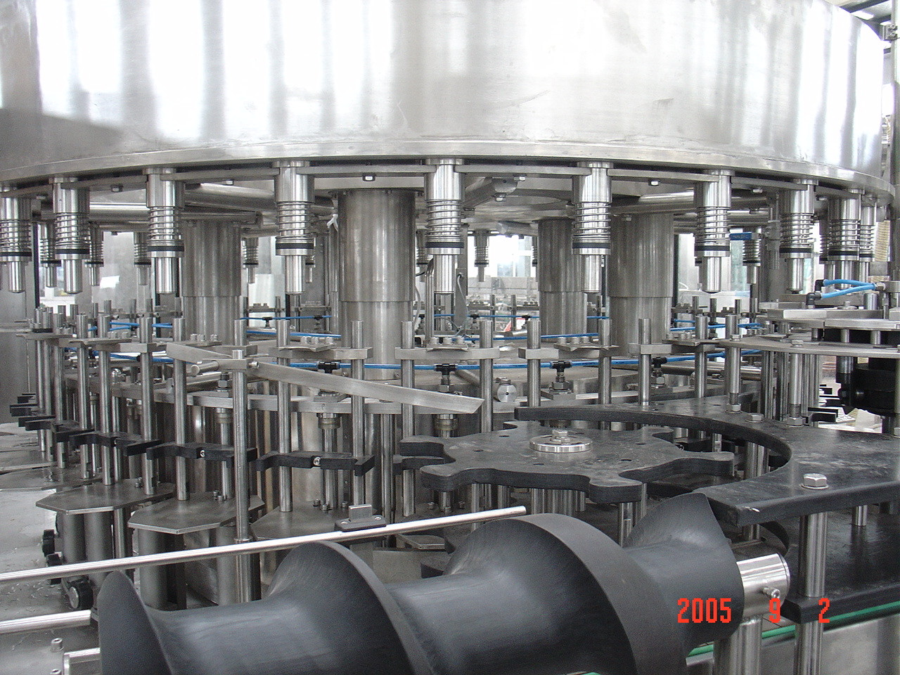 High speed Rotary high viscous liquids filling machine / line 380V, 50Hz 5000BPH (1000ml)